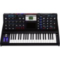Moog Minimoog Voyager Electric Blue Edition